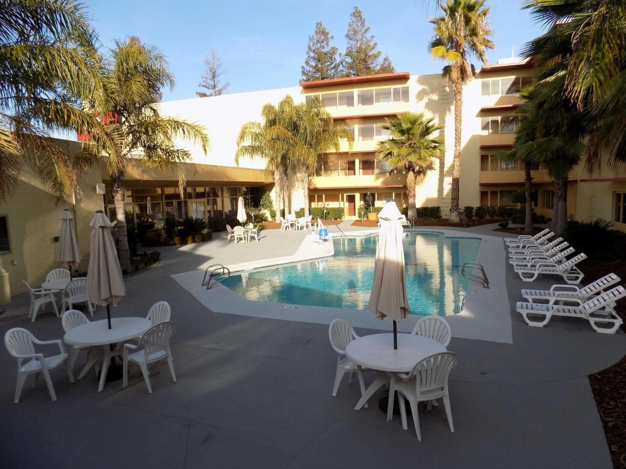 Ramada By Wyndham Sacramento Hotell North Highlands Exteriör bild